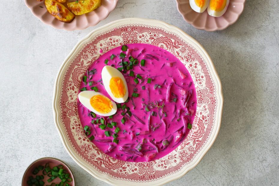 A step-by-step look at crafting Lithuania’s iconic pink soup, as students learn to balance flavor and color in a relaxed, hands-on cooking class environment.